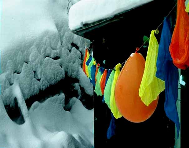 Snow Balloons